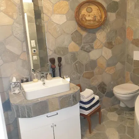 Apartment Beau Avec Piscine Et Terrasse A Montana *