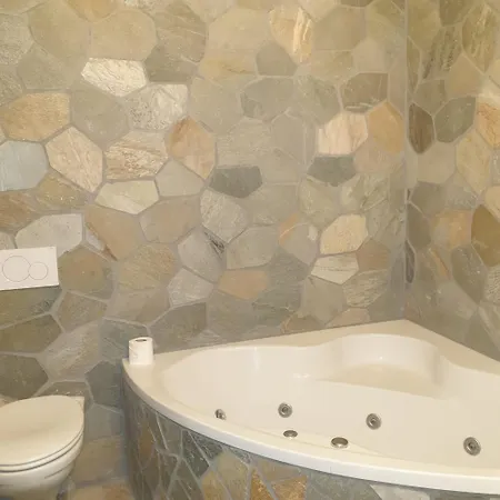 Apartmán Beau Avec Piscine Et Terrasse A Montana Crans-Montana